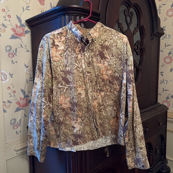 Vintage Other - Vintage Camo Deer Print Button Down Cropped